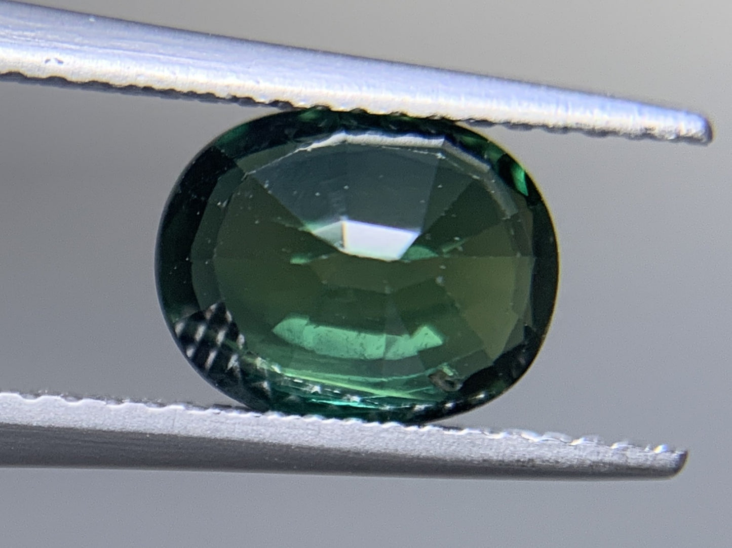 サファイア 2.289ct 宝石ソーティング付き 8.6㎜×6.9㎜×3.9㎜　 ルース（ 裸石 ） 2006Y