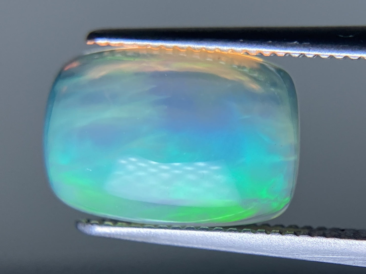 オパール 1.983ct 宝石ソーティング付き  11.1㎜×7.7㎜×4.0㎜  ルース（ 裸石 ） 3607YY