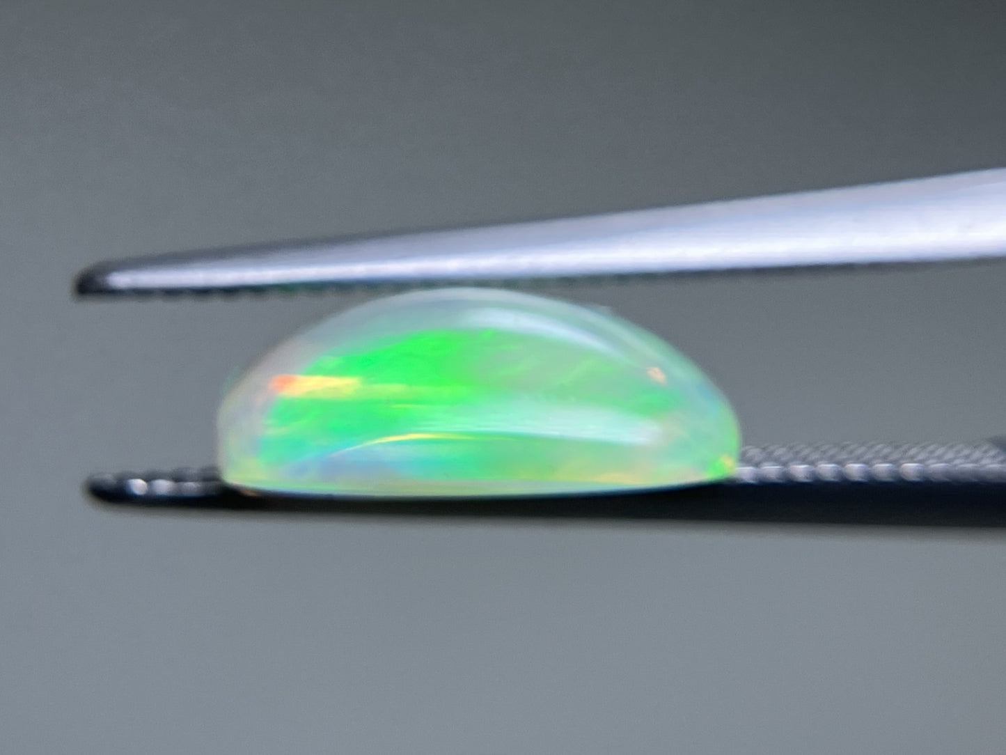 オパール 1.983ct 宝石ソーティング付き  11.1㎜×7.7㎜×4.0㎜  ルース（ 裸石 ） 3607YY