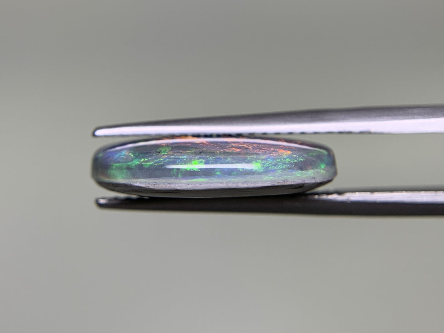 ブラックオパール 5.289ct 宝石ソーティング付き  16.6㎜×11.8㎜×4.1㎜  ルース（ 裸石 ） 3222Y