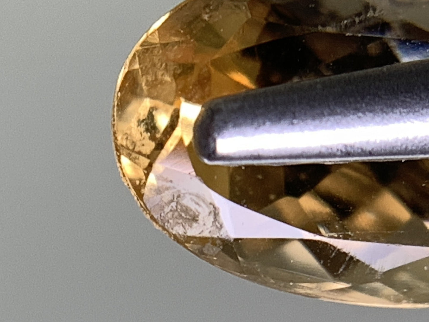 インペリアルトパーズ 天然 1.280ct 宝石ソーティング付き 8.5㎜×5.3㎜×3.5㎜ ルース（ 裸石 ） 5336Y