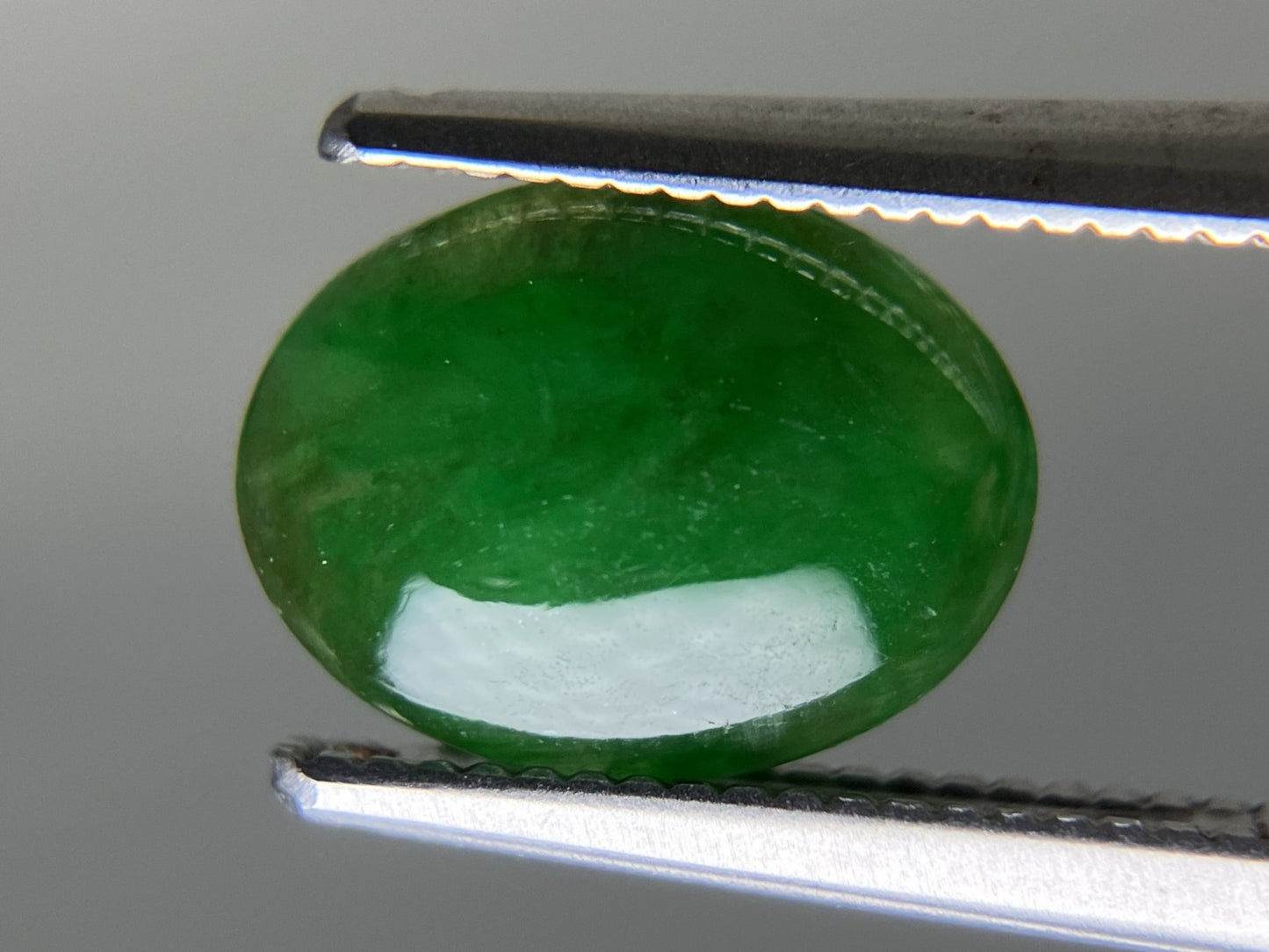 ヒスイ 翡翠 天然 1.680ct 宝石ソーティング付き 9.1㎜×6.9㎜×2.6㎜ 天然 ルース（ 裸石 ） 5220YY