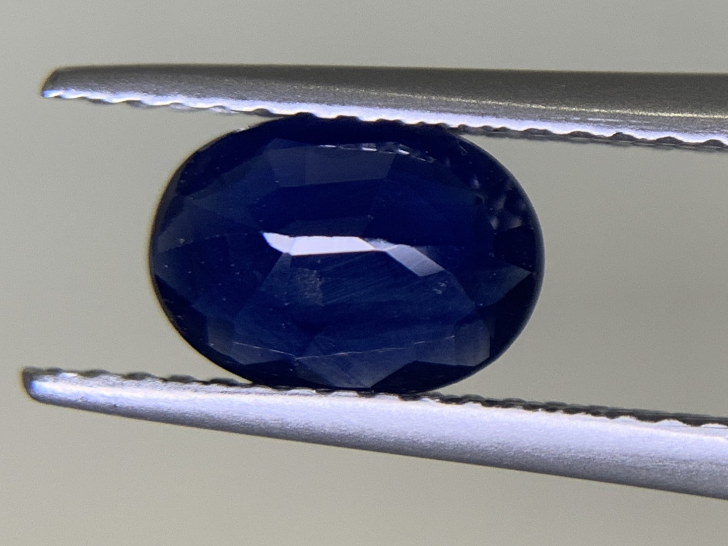 サファイア 1.155ct 宝石ソーティング付き 7.9㎜×5.8㎜×2.6㎜　 ルース（ 裸石 ） 1956Y