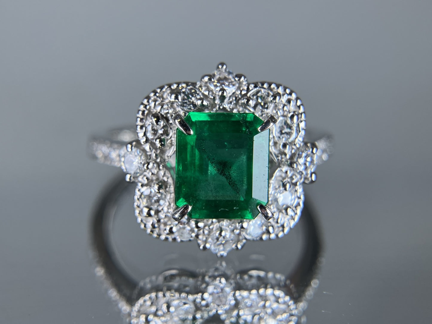 エメラルド 1.21ct Insighficant GRS鑑別書 D0.42ct PT900 5.0g 指輪 （JP11号） サイズ直し無料 7586K