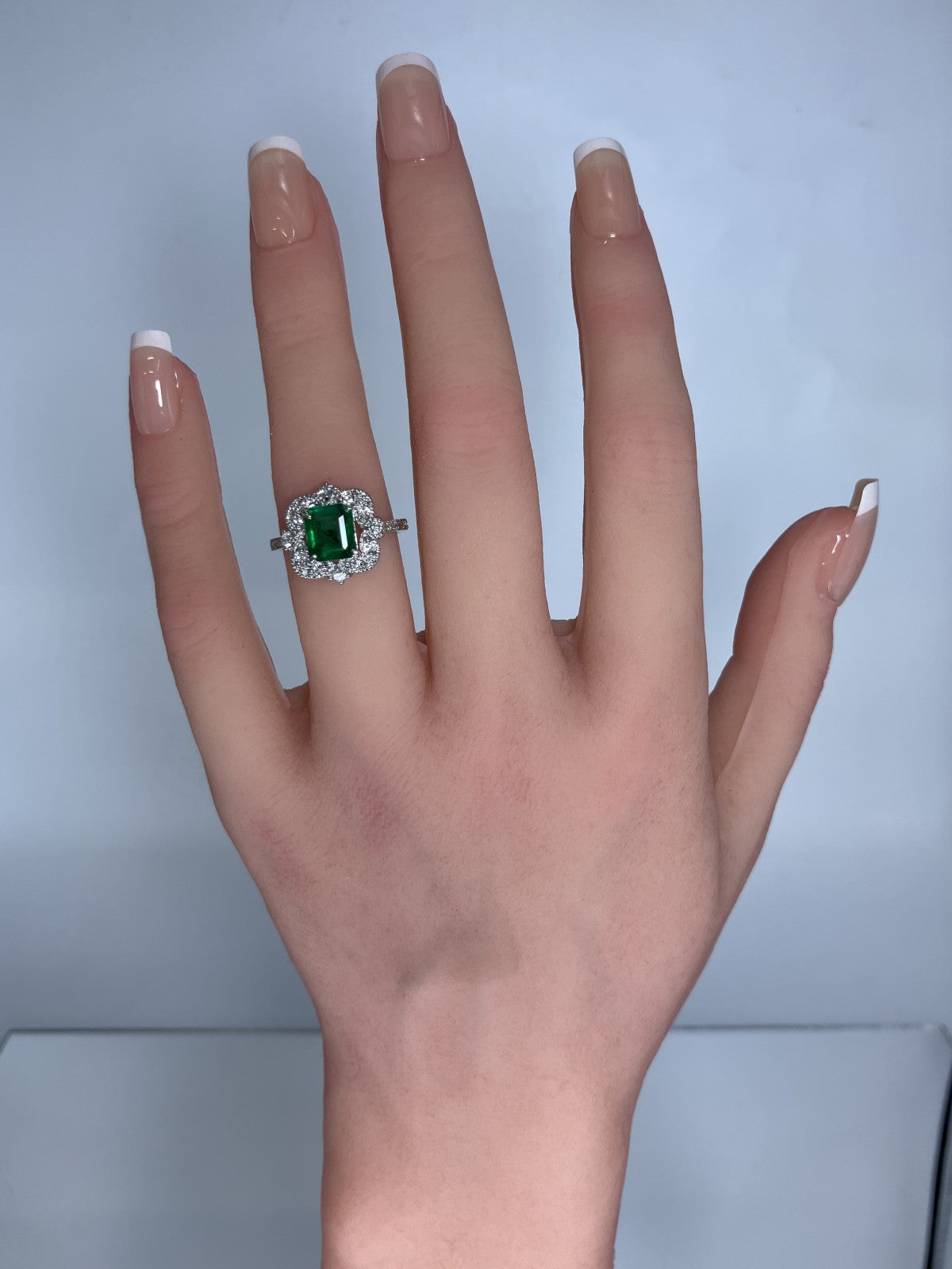 エメラルド 1.21ct Insighficant GRS鑑別書 D0.42ct PT900 5.0g 指輪 （JP11号） サイズ直し無料 7586K