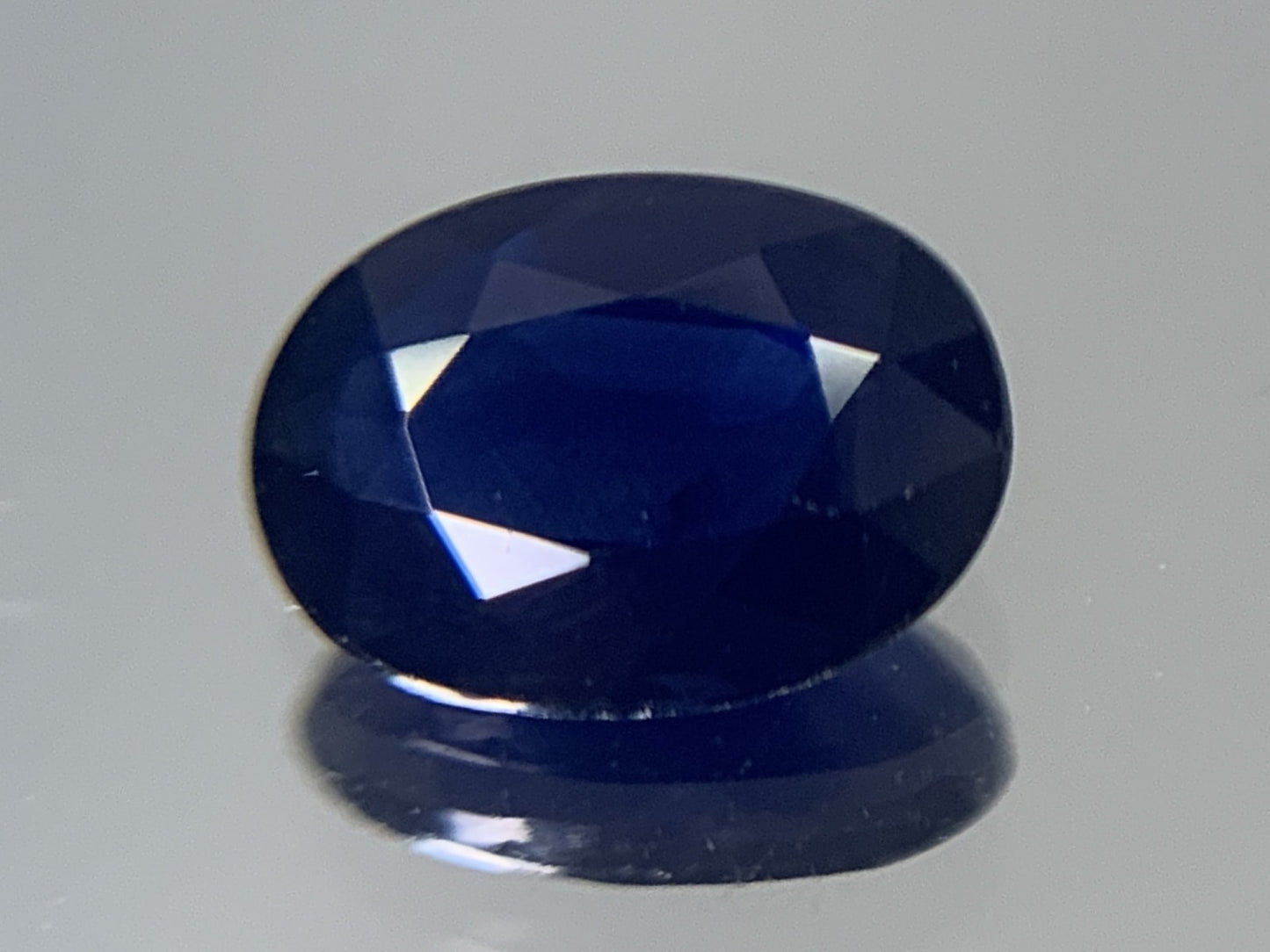 サファイア 1.155ct 宝石ソーティング付き 7.9㎜×5.8㎜×2.6㎜　 ルース（ 裸石 ） 1956Y