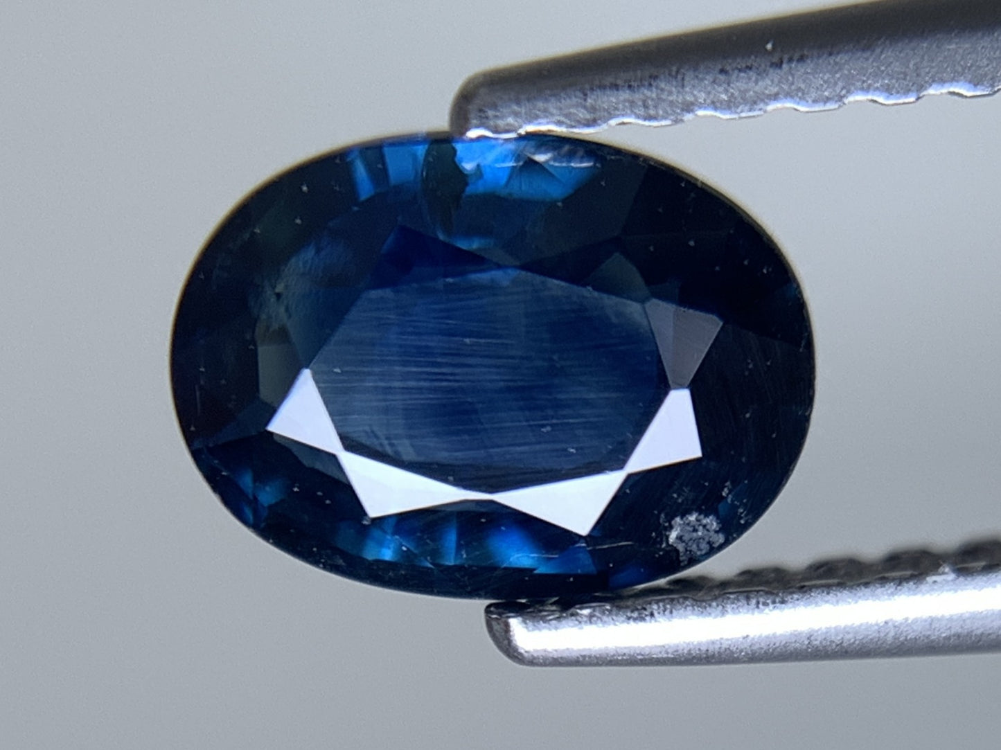 サファイア 天然 1.119ct 宝石ソーティング付き 7.0㎜×5.2㎜×3.1㎜ ルース（ 裸石 ） 6326Y
