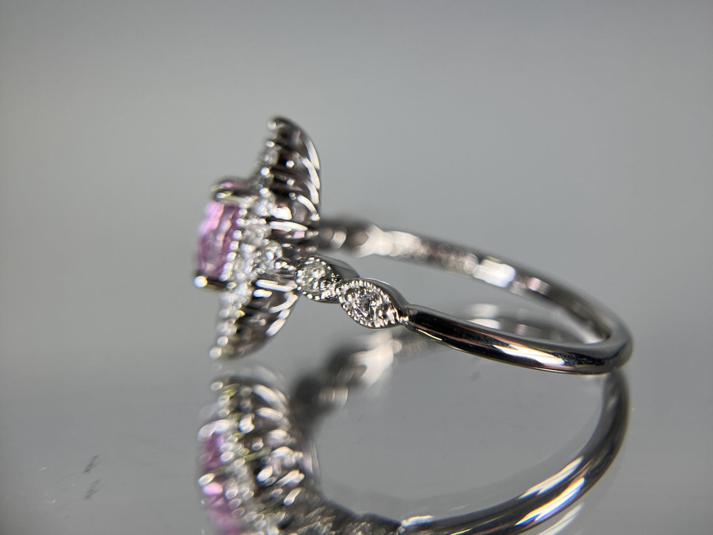サファイア 1.05ct パパラチャ Padparadscha 非加熱 No heat AIGS鑑別書 D0.31ct PT900 4.4g 指輪 （JP13号） サイズ直し無料 8579K