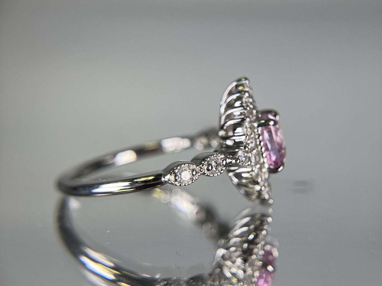 サファイア 1.05ct パパラチャ Padparadscha 非加熱 No heat AIGS鑑別書 D0.31ct PT900 4.4g 指輪 （JP13号） サイズ直し無料 8579K