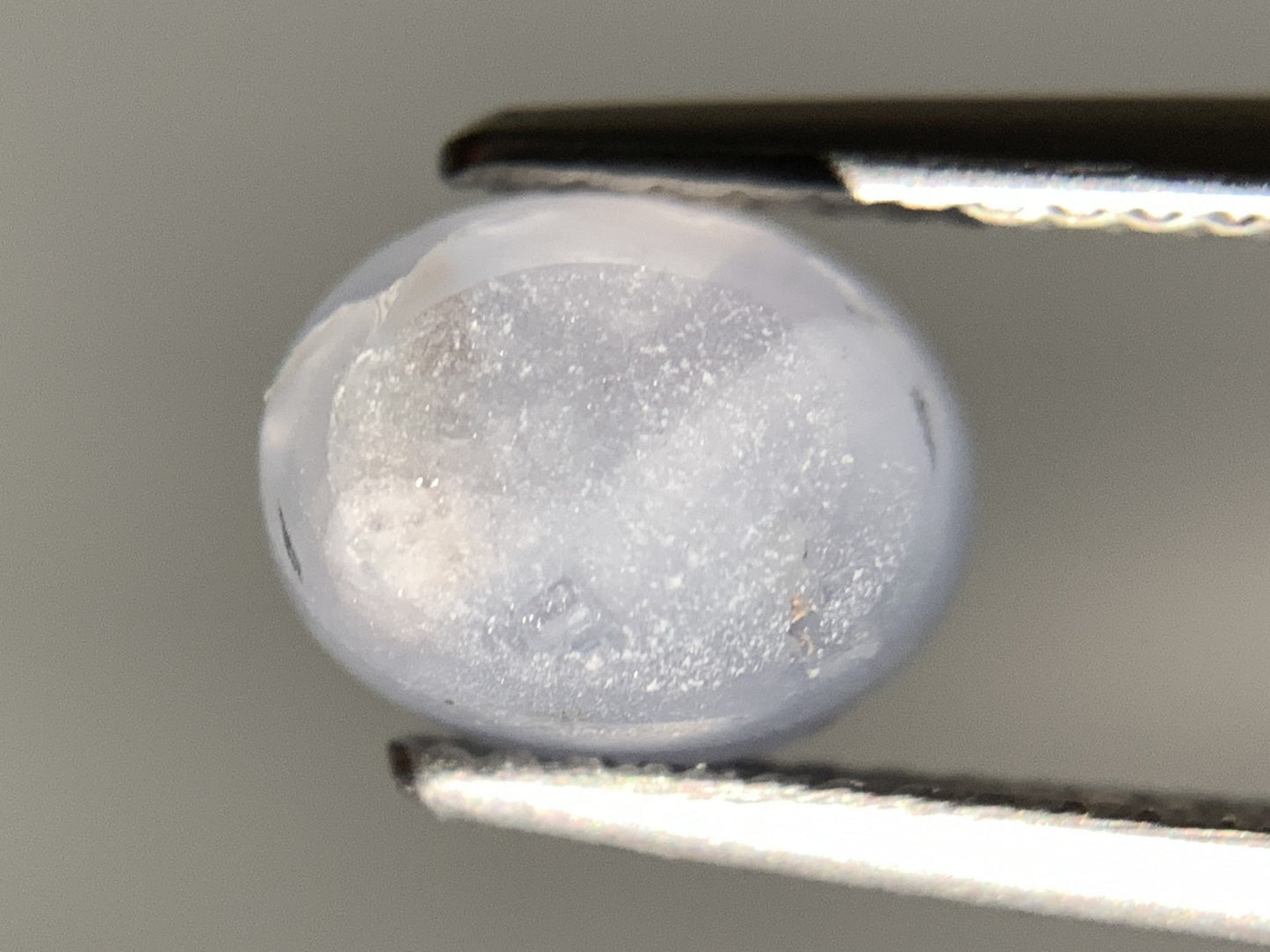 スターサファイア 天然 3.816ct 宝石ソーティング付き 8.4㎜×6.7㎜×6.1㎜ ルース（ 裸石 ） 7124Y