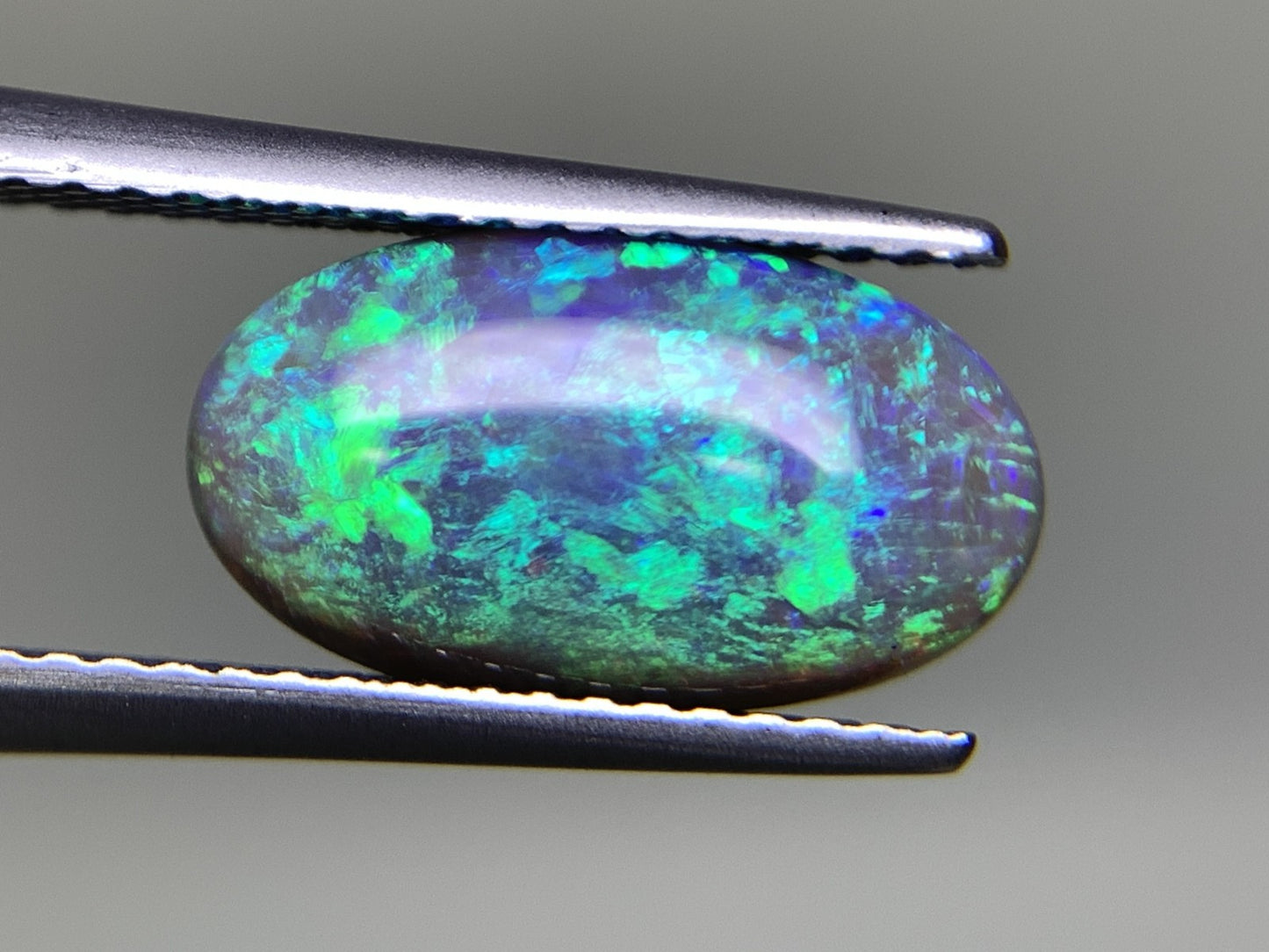 ブラックオパール 天然  2.176ct  宝石ソーティング付き  13.2㎜×7.4㎜×3.5㎜  ルース（ 裸石 ）  5478Y
