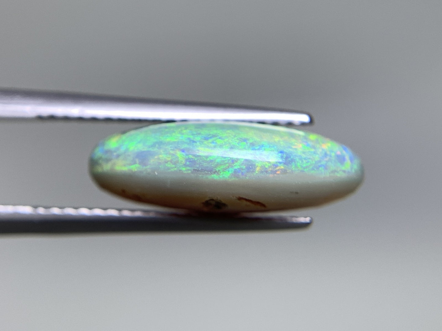 ブラックオパール 天然  6.053ct  宝石ソーティング付き  16.5㎜×10.7㎜×5.5㎜  ルース（ 裸石 ）  5471Y