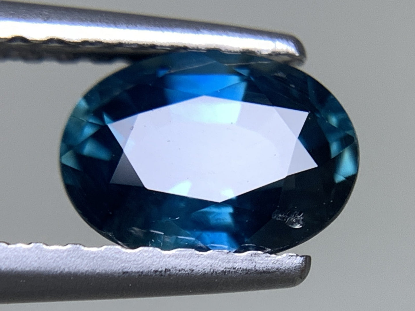 サファイア 天然 1.246ct 宝石ソーティング付き 7.1㎜×5.2㎜×3.6㎜ ルース（ 裸石 ） 7688Y