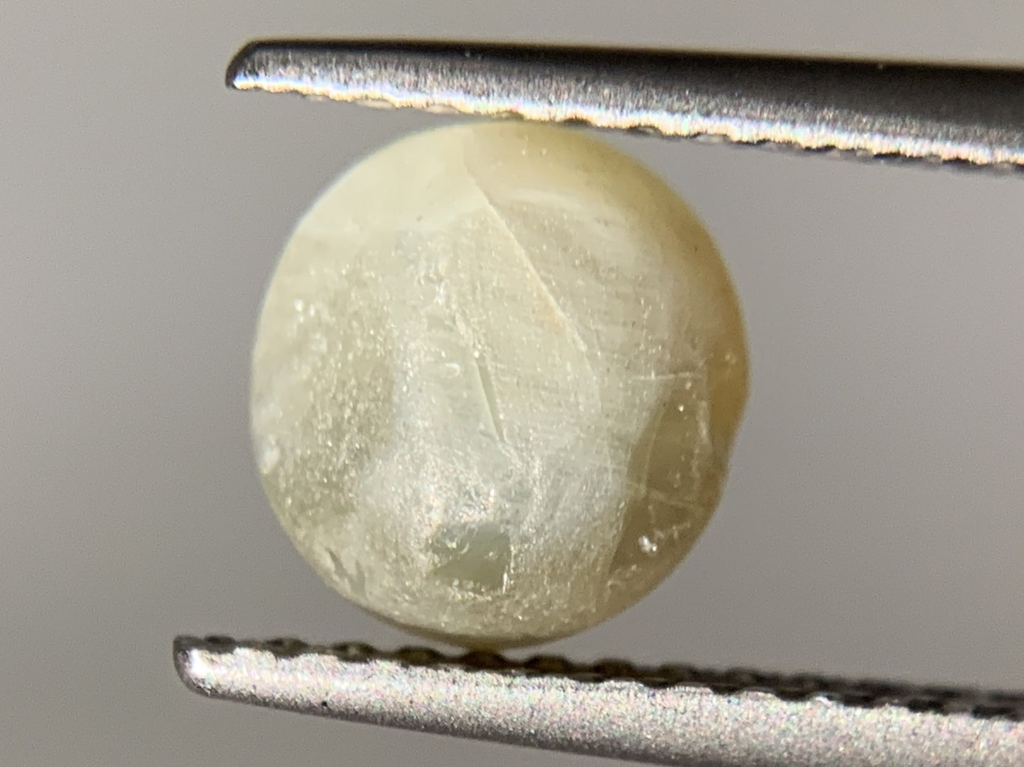 クリソベリルキャッツアイ 天然 2.134ct 宝石ソーティング付き 6.5㎜×6.8㎜×4.9㎜ ルース（ 裸石 ） 6313Y