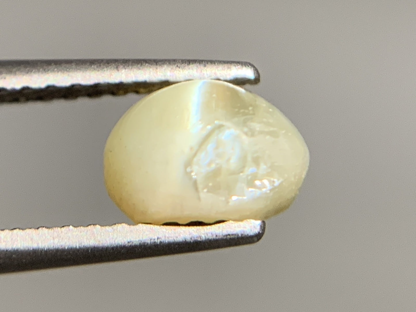 クリソベリルキャッツアイ 天然 2.134ct 宝石ソーティング付き 6.5㎜×6.8㎜×4.9㎜ ルース（ 裸石 ） 6313Y