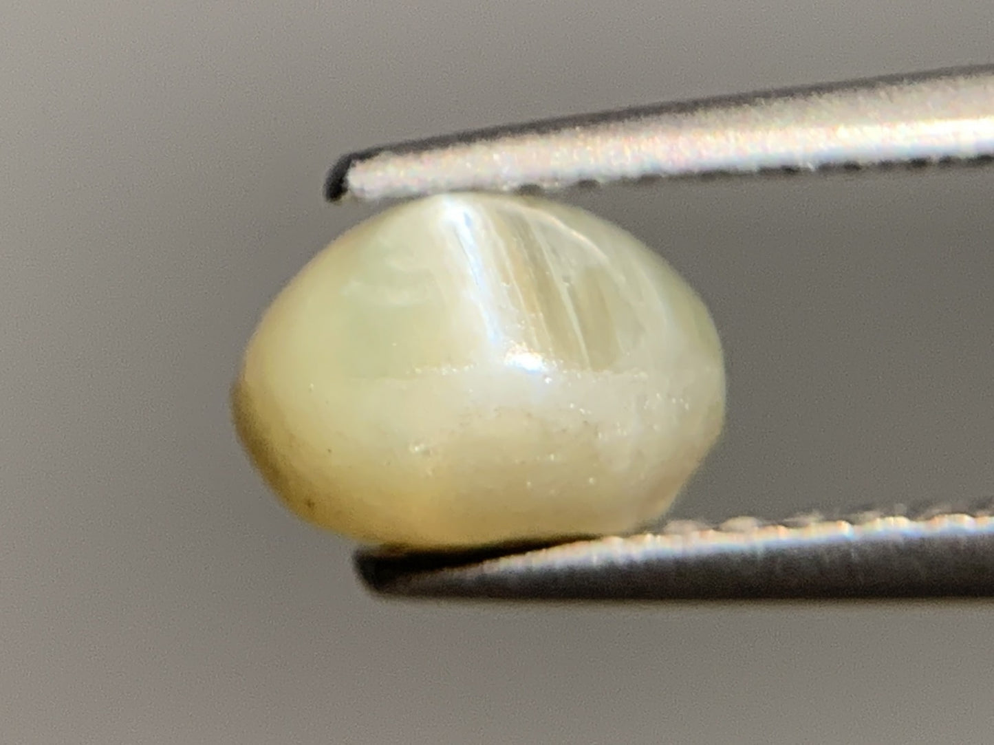 クリソベリルキャッツアイ 天然 2.134ct 宝石ソーティング付き 6.5㎜×6.8㎜×4.9㎜ ルース（ 裸石 ） 6313Y
