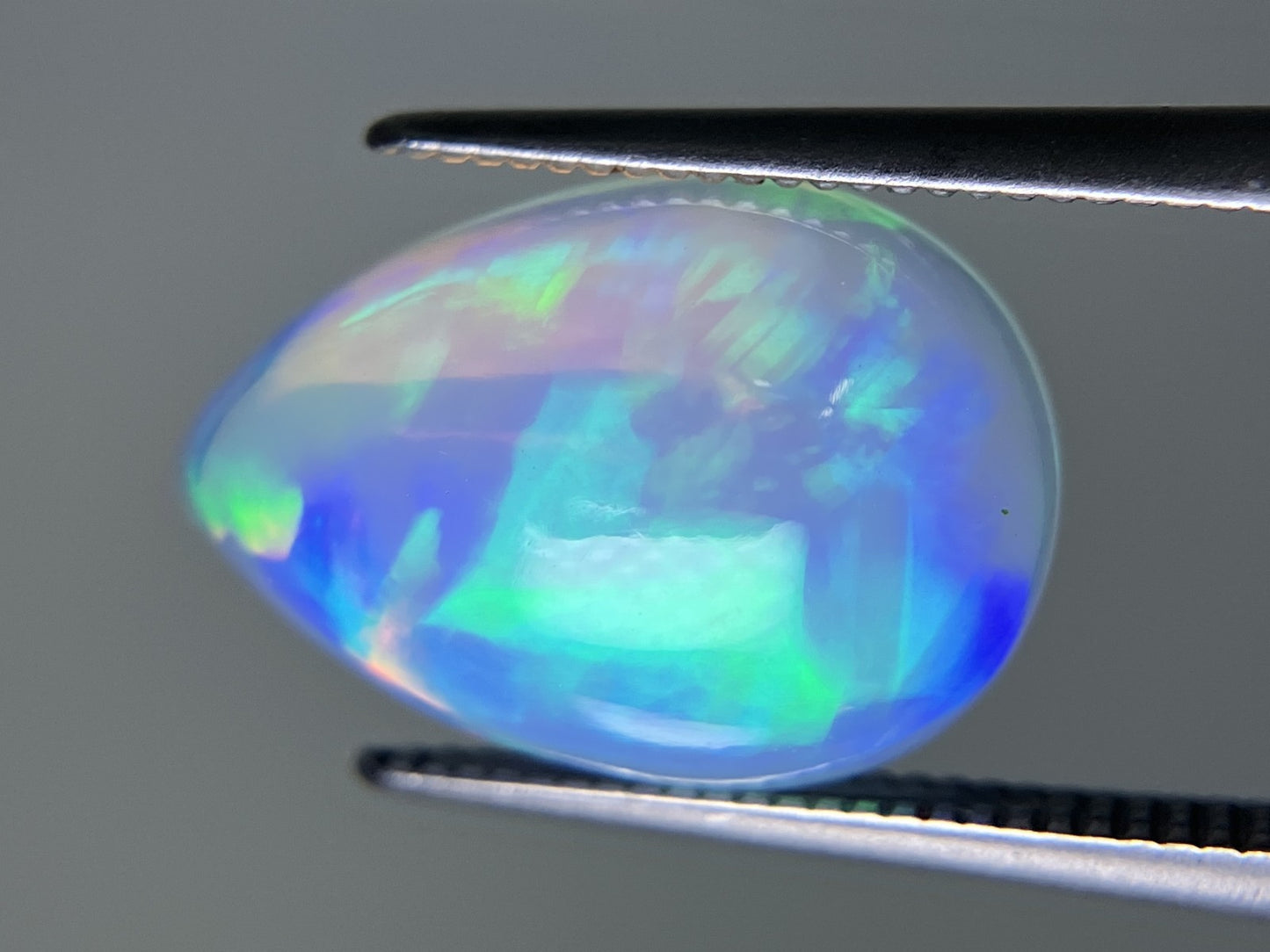 オパール 4.109ct 宝石ソーティング付き 14.9㎜×10.1㎜×5.6㎜ ルース（ 裸石 ） 3583YY