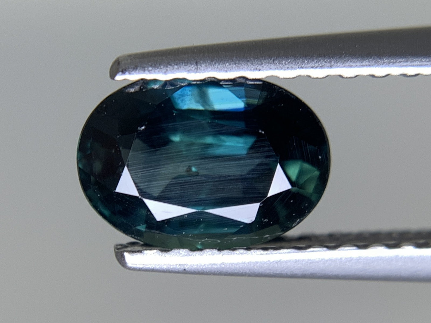 サファイア 天然 1.165ct 宝石ソーティング付き 7.1㎜×5.1㎜×3.4㎜ ルース（ 裸石 ） 6392Y