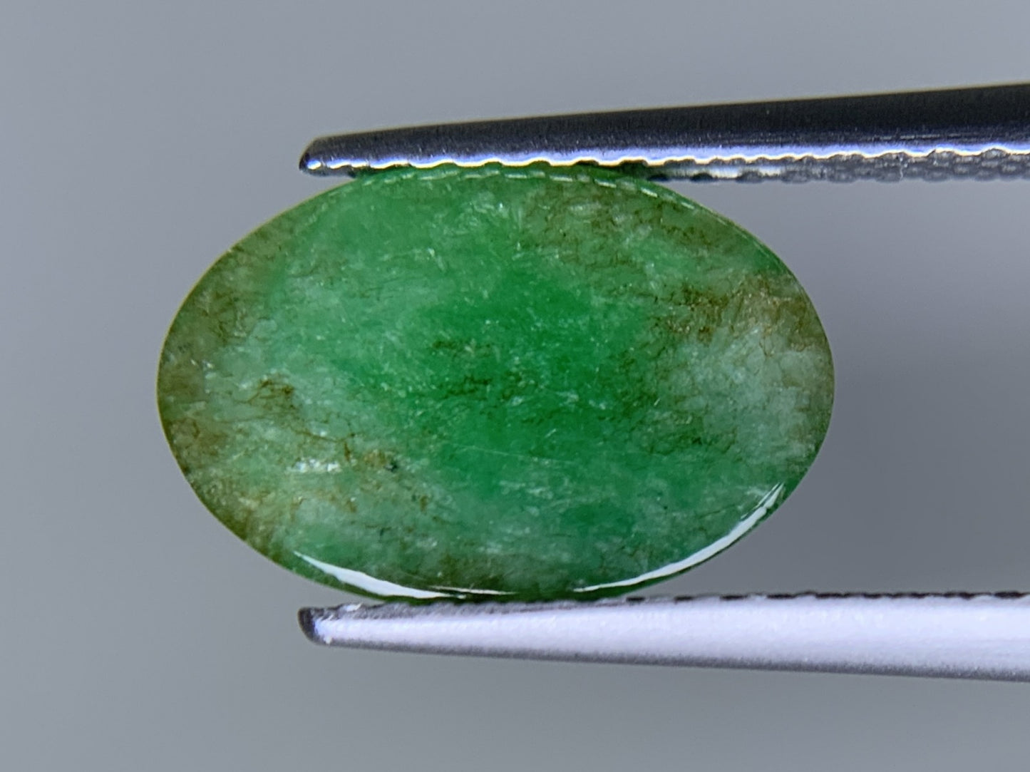 ヒスイ 翡翠 天然 2.595ct 宝石ソーティング付き 12.1㎜×8.3㎜×2.7㎜ ルース（ 裸石 ） 6096Y
