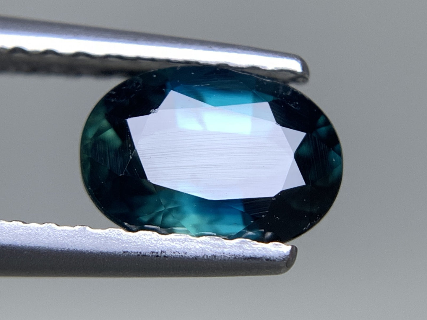 サファイア 天然 1.165ct 宝石ソーティング付き 7.1㎜×5.1㎜×3.4㎜ ルース（ 裸石 ） 6392Y