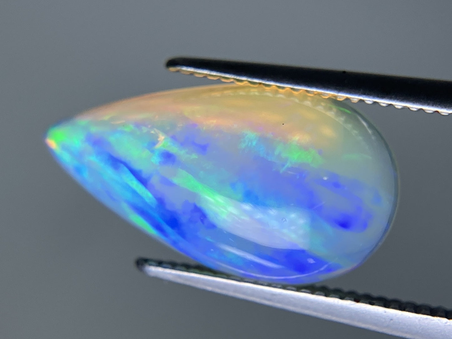 オパール 2.505ct 宝石ソーティング付き  15.4㎜×8.1㎜×4.7㎜  ルース（ 裸石 ） 3488YY