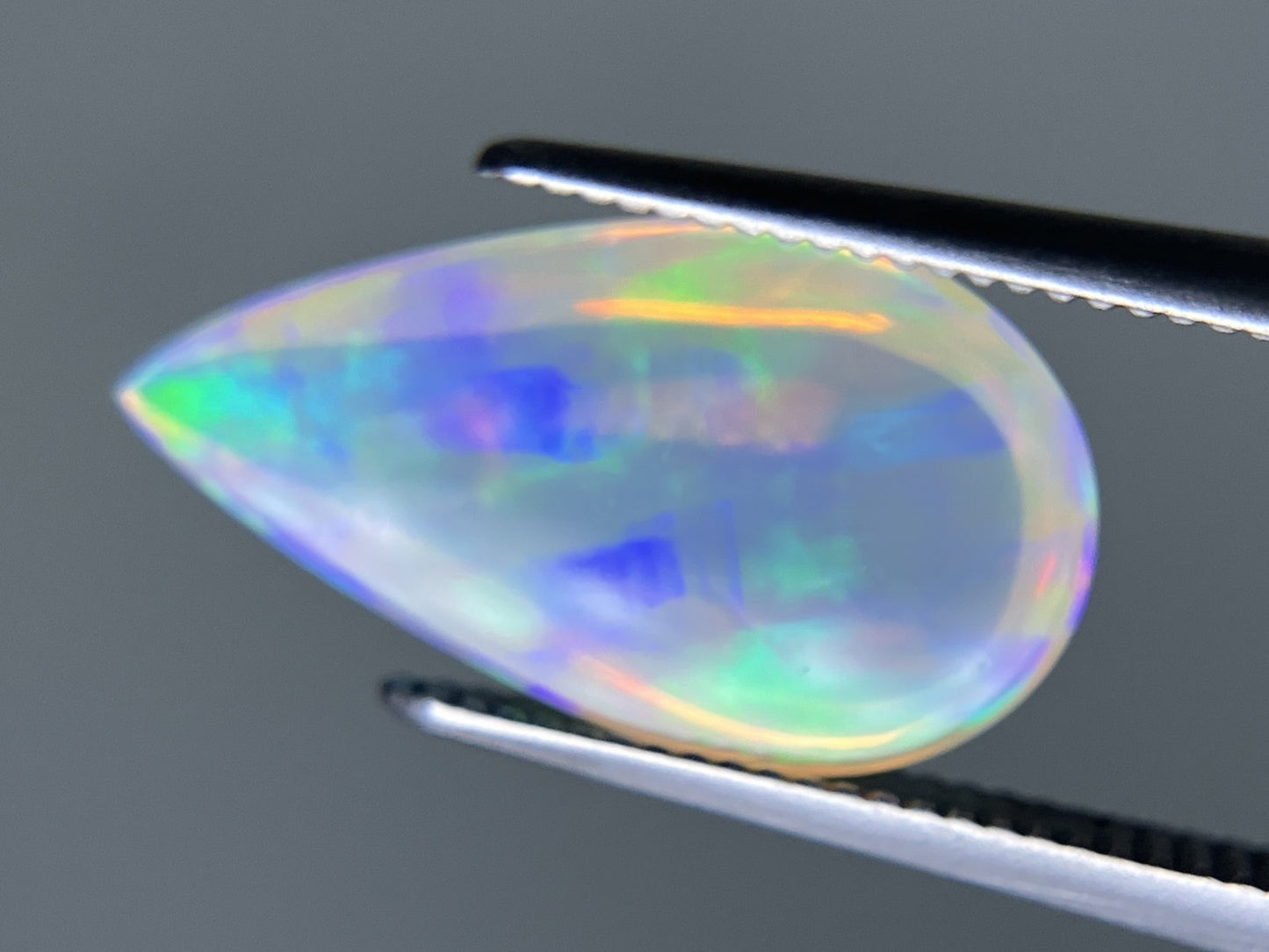 オパール 2.505ct 宝石ソーティング付き  15.4㎜×8.1㎜×4.7㎜  ルース（ 裸石 ） 3488YY
