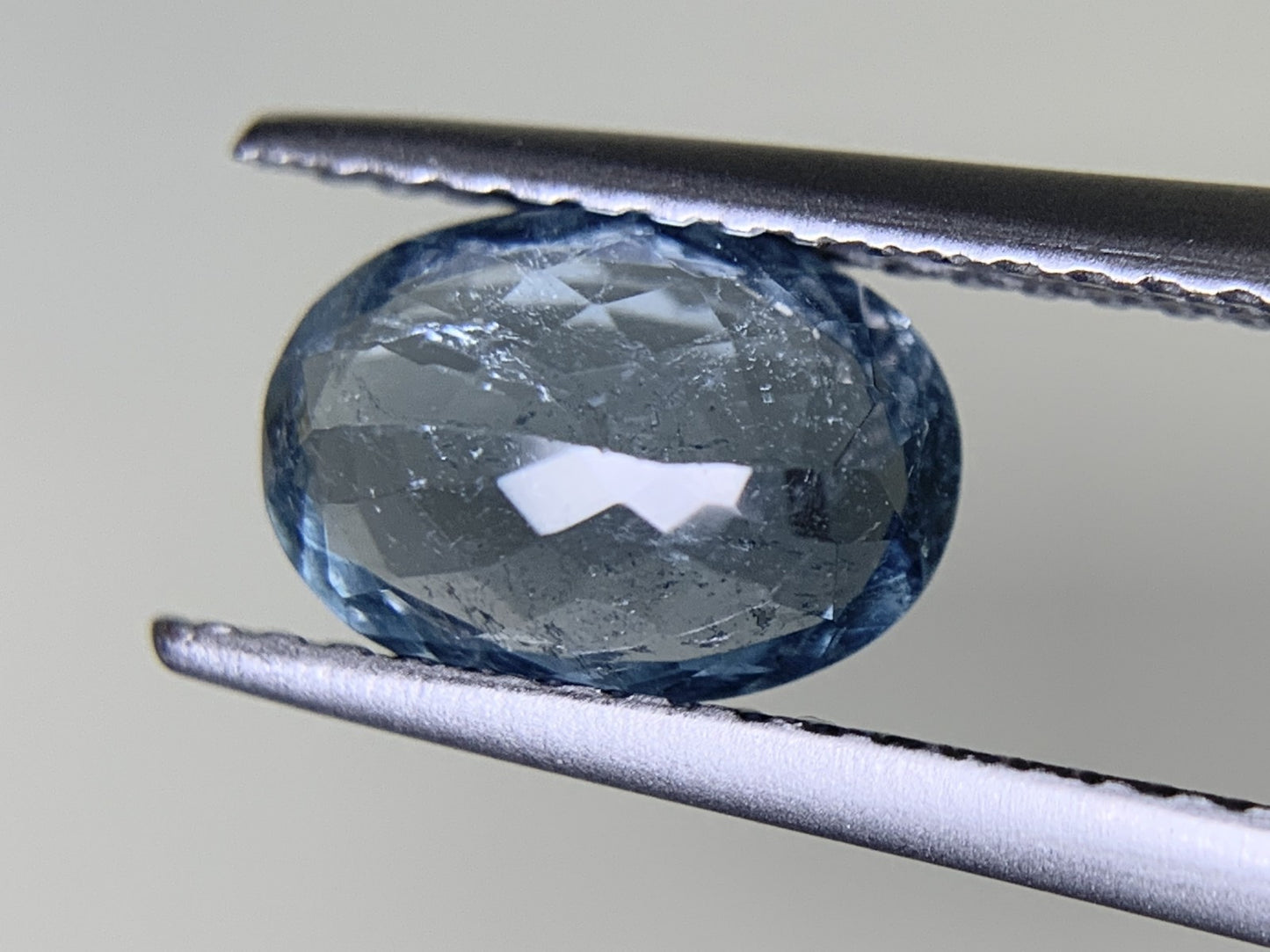 トルマリン 1.389ct  宝石ソーティング付き  8.5㎜×6.0㎜×3.6㎜　  ルース（ 裸石 ） 1912Y