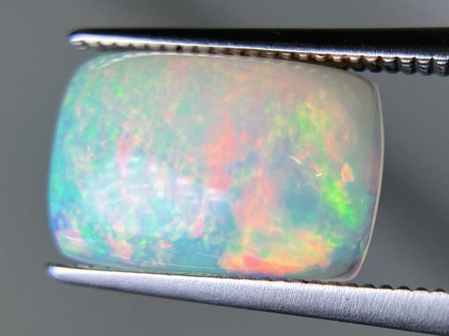 オパール 2.511ct 宝石ソーティング付き 11.9㎜×8.1㎜×4.4㎜ ルース（ 裸石 ） 3638YY