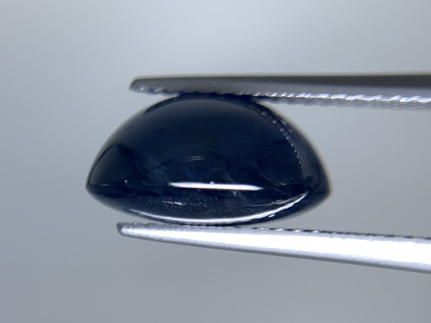 サファイア 天然 7.877ct 宝石ソーティング付き 12.1㎜×9.8㎜×6.7㎜ ルース（ 裸石 ） 8134Y