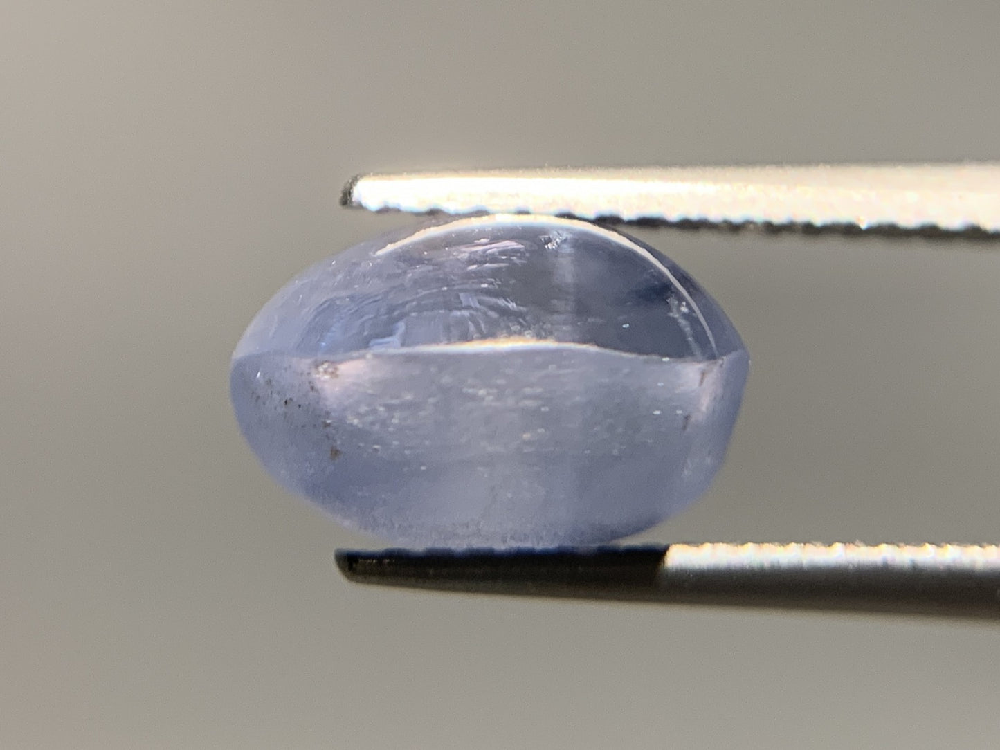 スターサファイア 天然 5.997ct 中央宝石ソーティング付き 10.3㎜×8.5㎜×6.7㎜ ルース（ 裸石 ） 6390Y