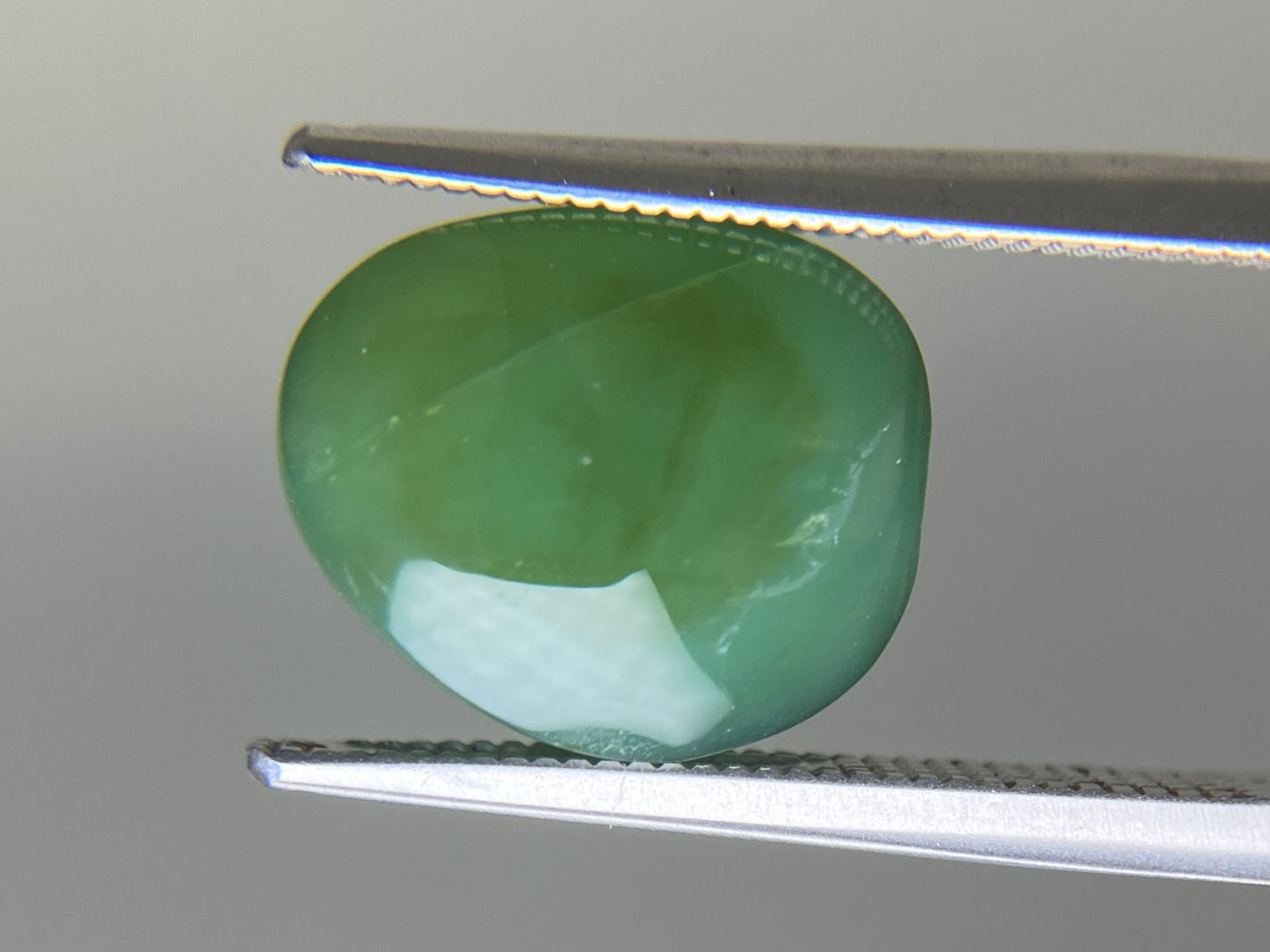 オパール 天然  6.147ct  宝石ソーティング付き  12.3㎜×10.3㎜×8.3㎜  ルース（ 裸石 ）  5216YY