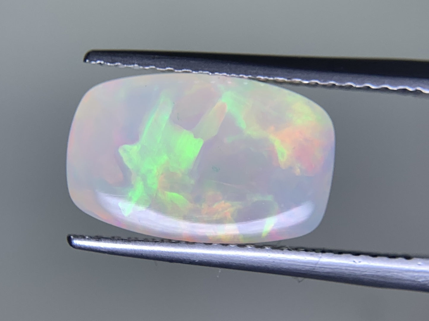 オパール 天然  3.291ct  宝石ソーティング付き  13.3㎜×8.4㎜×5.7㎜  ルース（ 裸石 ）  5148Y