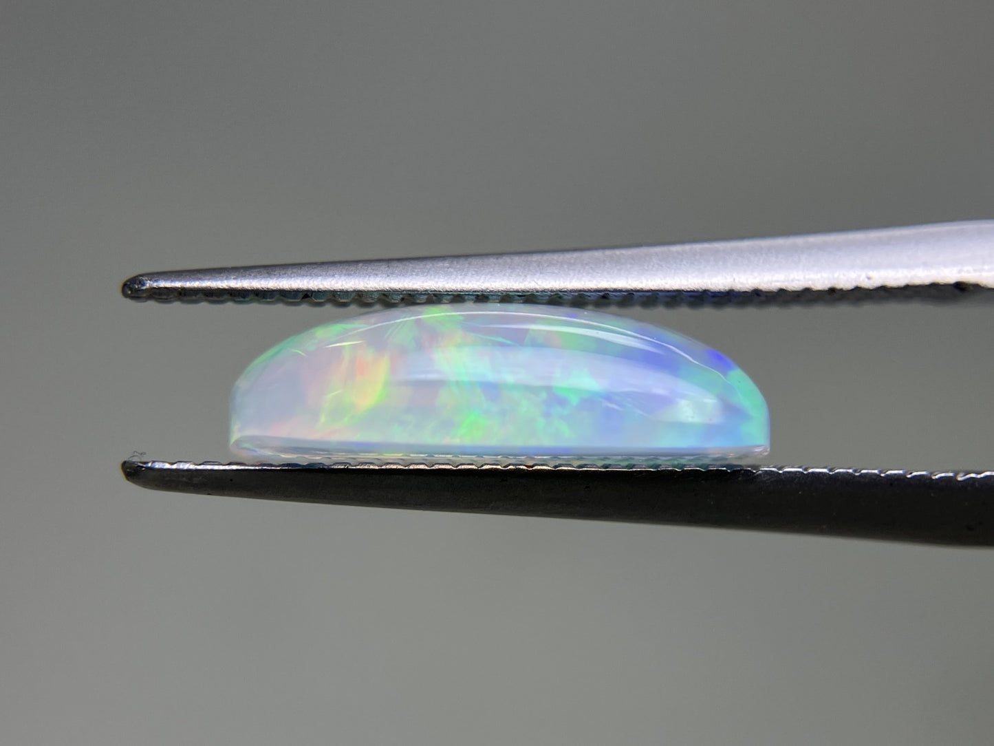 オパール 2.294ct 宝石ソーティング付き  13.2㎜×7.9㎜×4.0㎜  ルース（ 裸石 ） 3486YY