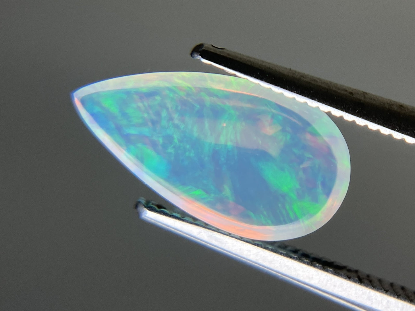 オパール 天然  1.789ct  宝石ソーティング付き  13.6㎜×7.2㎜×3.8㎜  ルース（ 裸石 ）  5137YY