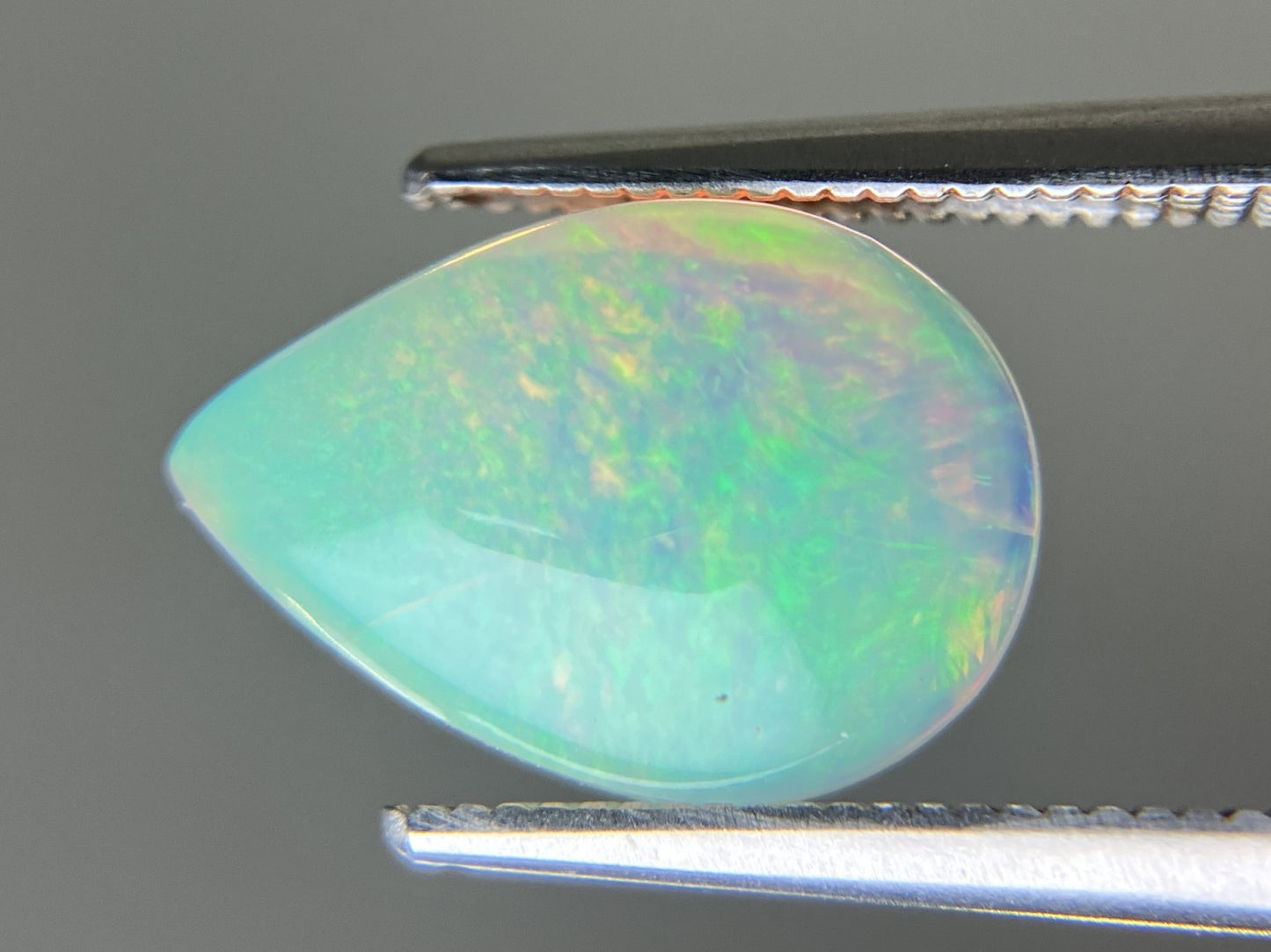 オパール 天然  2.636ct  宝石ソーティング付き  12.8㎜×8.9㎜×4.4㎜  ルース（ 裸石 ）  5145YY