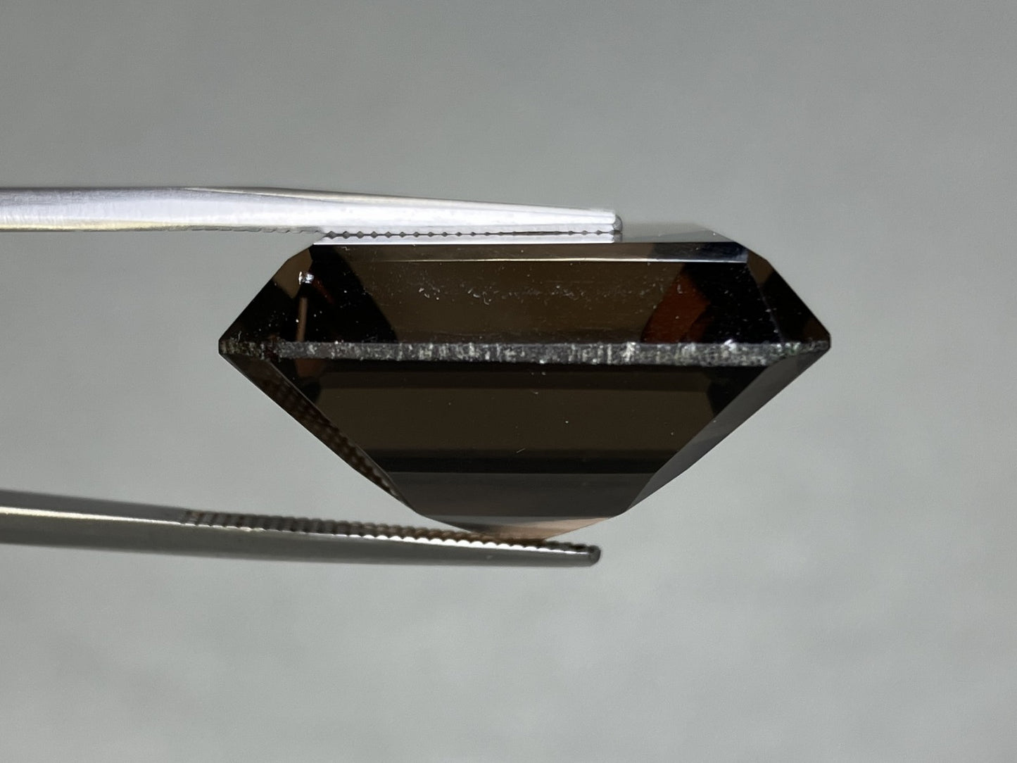 スモーキークォーツ 天然 54.811ct 宝石ソーティング付き 24.0㎜×24.0㎜×13.9㎜ ルース（ 裸石 ） 8320YY