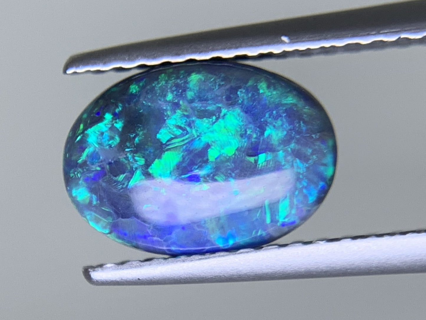 ブラックオパール 天然 1.536ct 中央宝石ソーティング付き 9.5㎜×6.7㎜×3.9㎜ ルース（ 裸石 ） 6246Y
