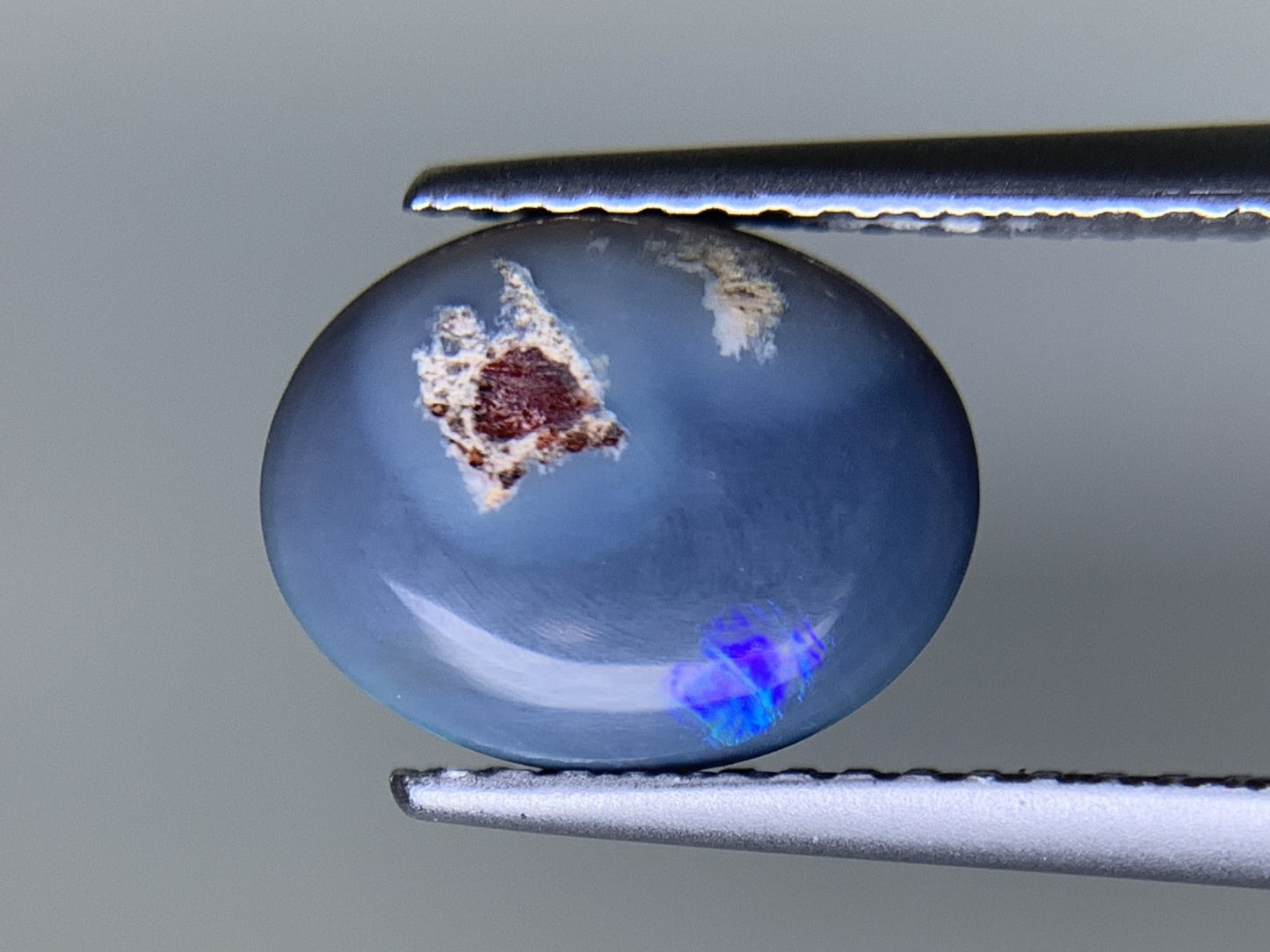 ブラックオパール 天然 1.643ct 中央宝石ソーティング付き 9.9㎜×7.8㎜×3.3㎜ ルース（ 裸石 ） 6231Y