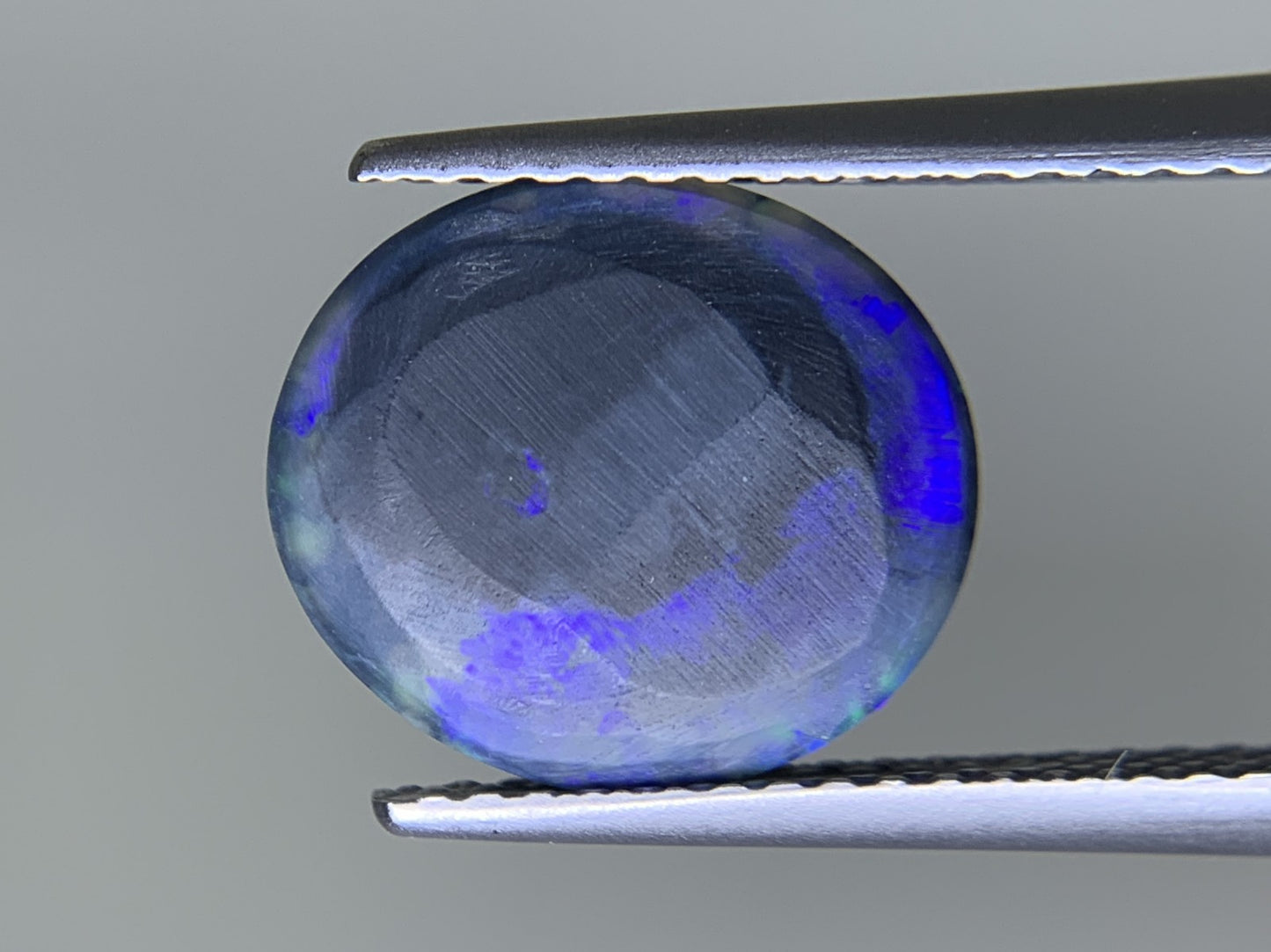 ブラックオパール 天然 1.968ct 中央宝石ソーティング付き 11.2㎜×9.9㎜×2.9㎜ ルース（ 裸石 ） 6304Y