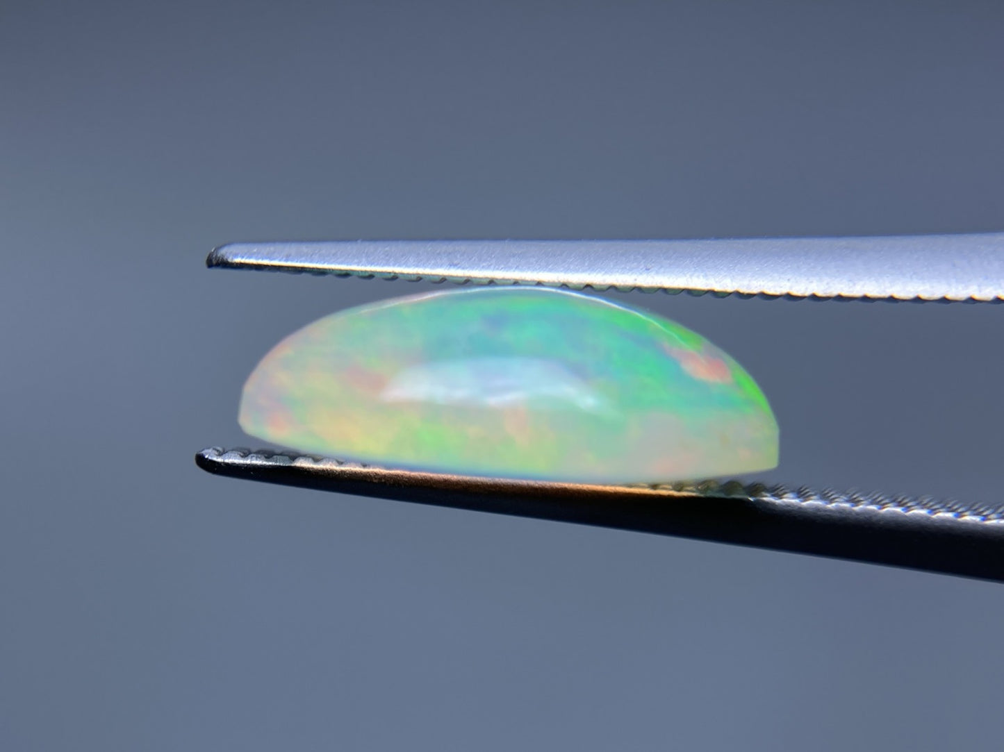 オパール 2.875ct 宝石ソーティング付き 13.1㎜×9.1㎜×4.5㎜ ルース（ 裸石 ） 3604S