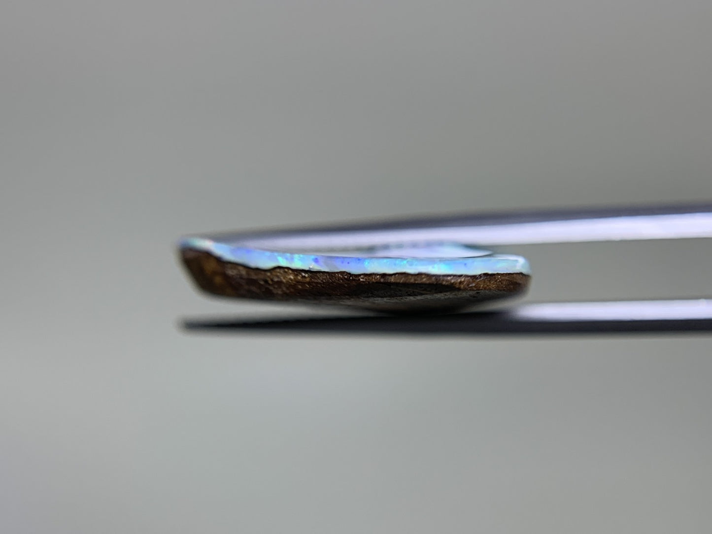 ボルダーオパール 19.351ct 宝石ソーティング付き  35.1㎜×20.4㎜×4.3㎜  ルース（ 裸石 ） 3242Y
