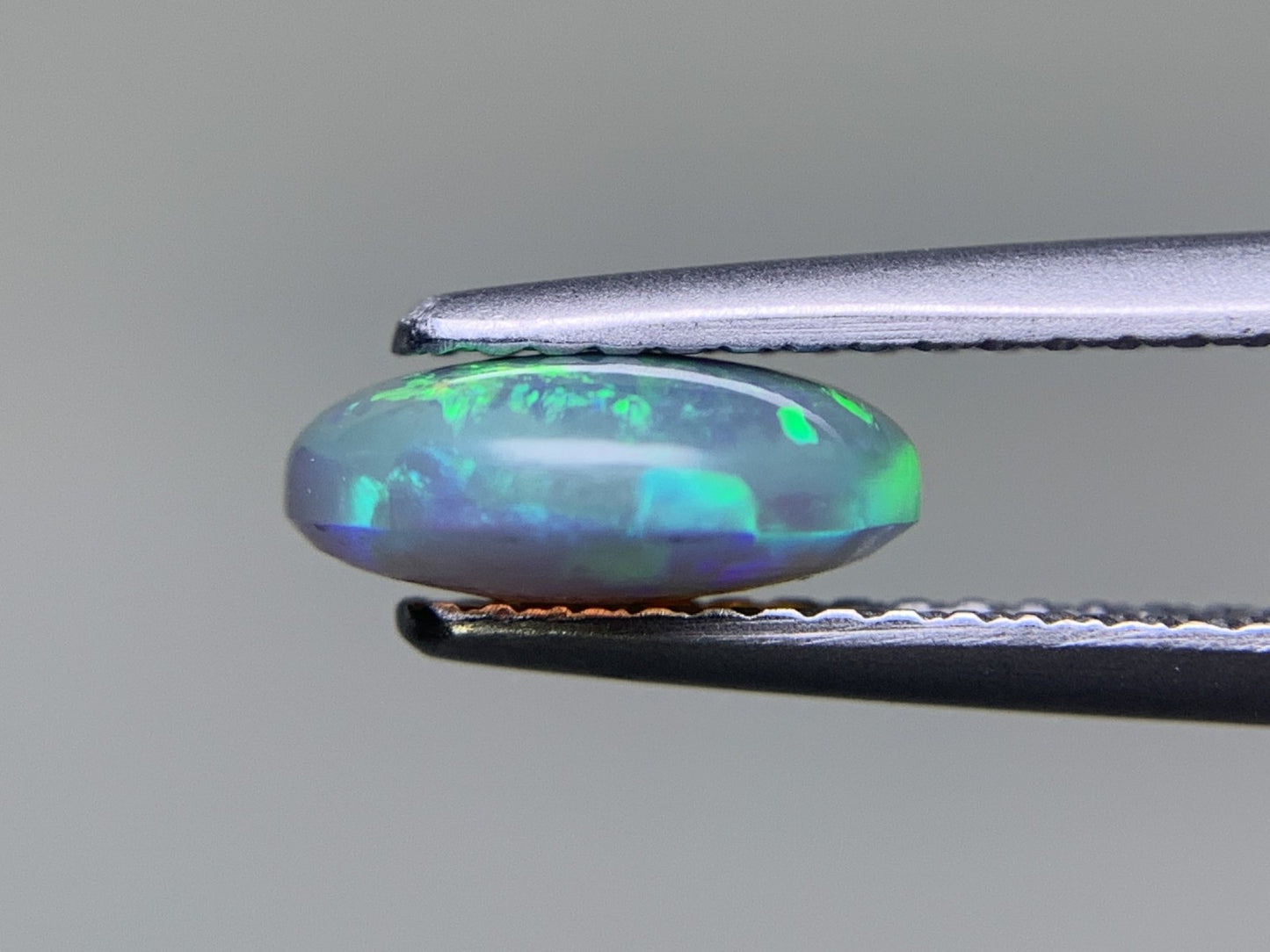 ブラックオパール 1.454ct 宝石ソーティング付き  14.0㎜×8.4㎜×4.8㎜  ルース（ 裸石 ） 4048Y