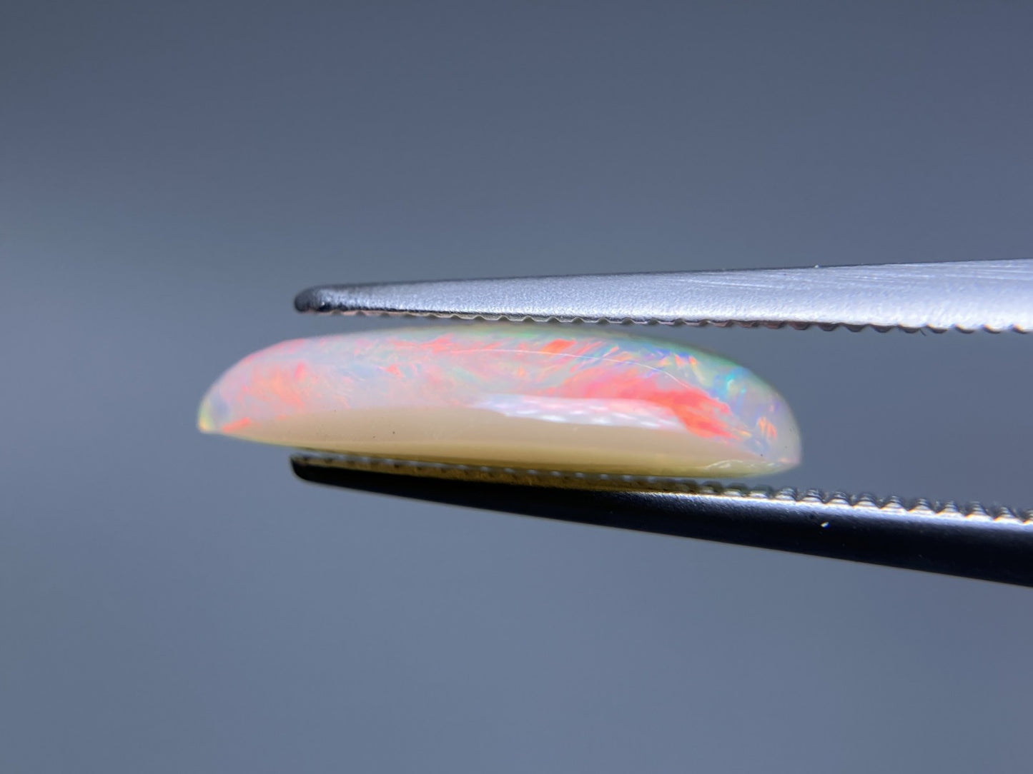 オパール 2.110ct 宝石ソーティング付き 15.0㎜×8.3㎜×3.5㎜ ルース（ 裸石 ） 3639S