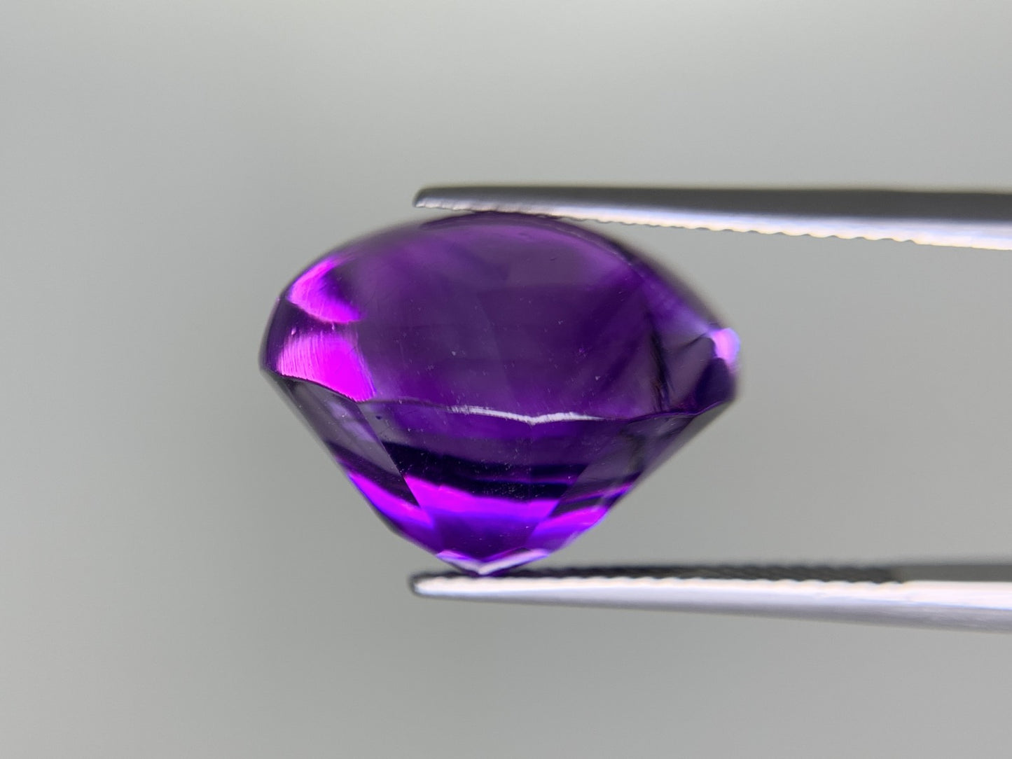 アメシスト 天然 17.182ct 宝石ソーティング付き 16.5㎜×14.2㎜×12.9㎜ ルース（ 裸石 ） 8305Y
