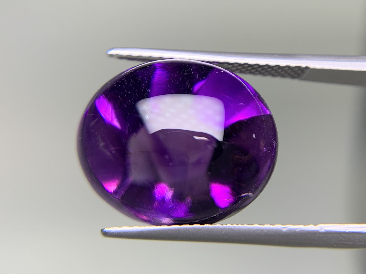 アメシスト 天然 17.182ct 宝石ソーティング付き 16.5㎜×14.2㎜×12.9㎜ ルース（ 裸石 ） 8305Y