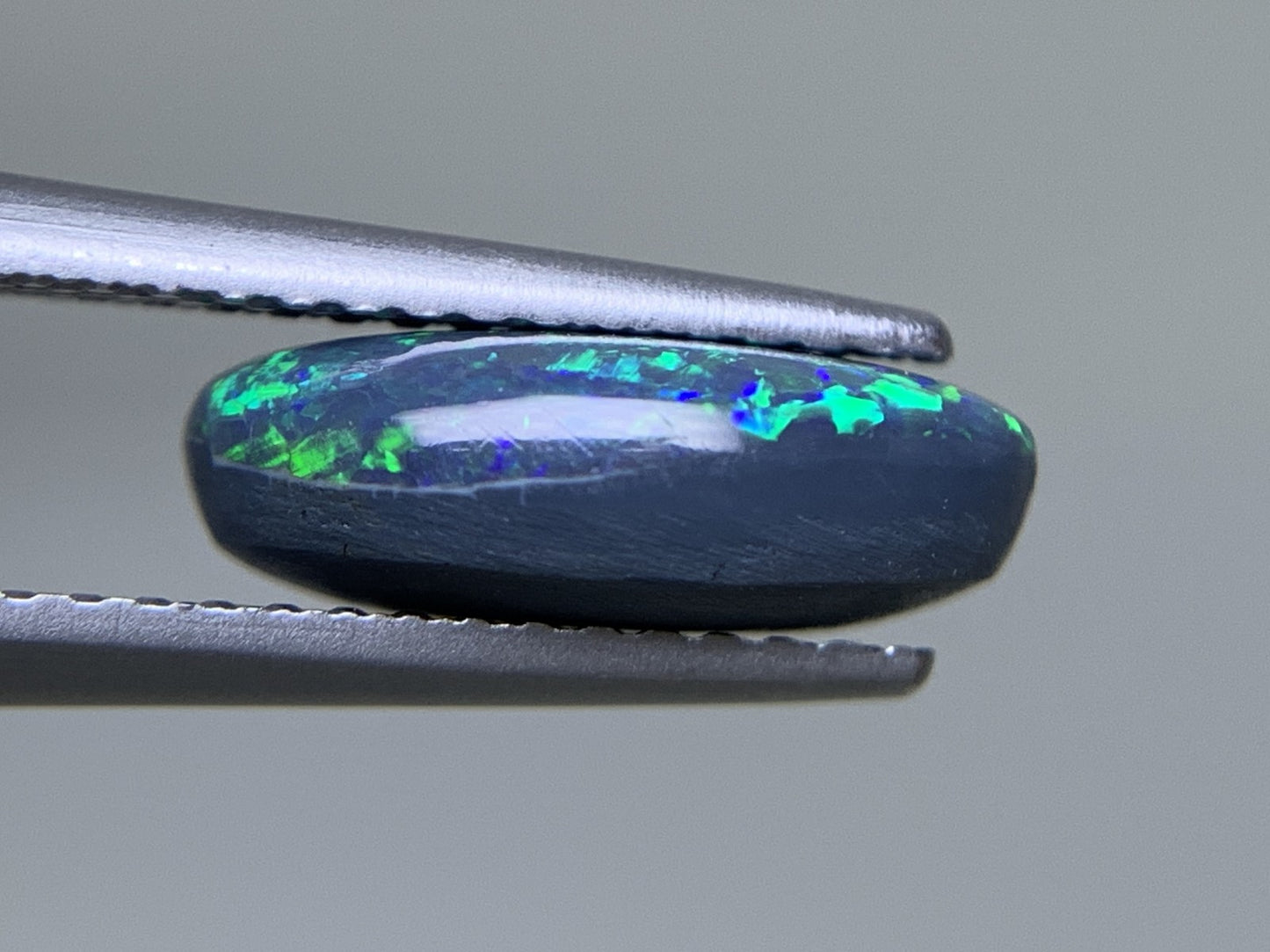 ブラックオパール 天然 2.158ct 中央宝石ソーティング付き 11.7㎜×7.1㎜×4.0㎜ ルース（ 裸石 ） 6202Y