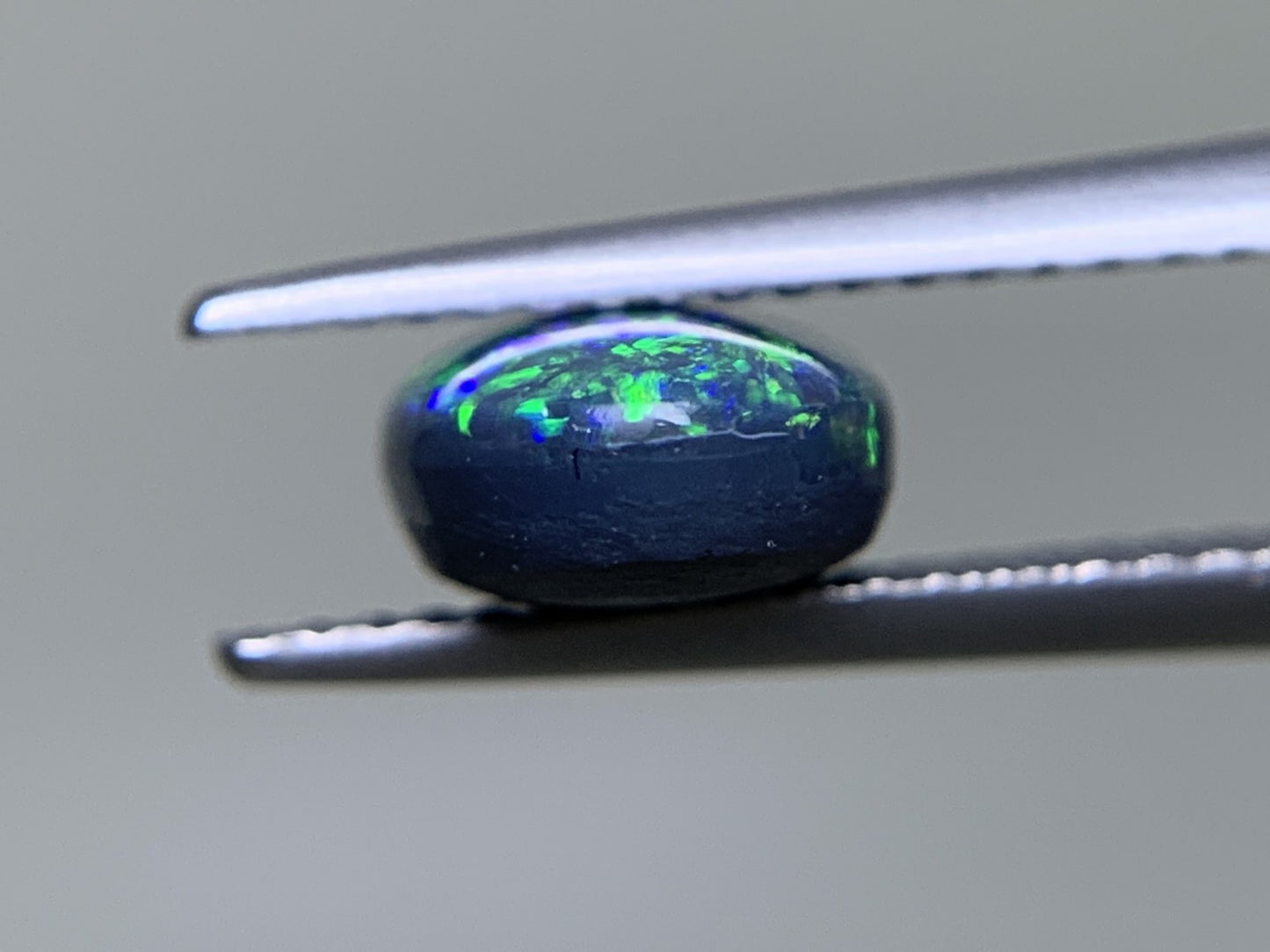 ブラックオパール 天然 2.158ct 中央宝石ソーティング付き 11.7㎜×7.1㎜×4.0㎜ ルース（ 裸石 ） 6202Y