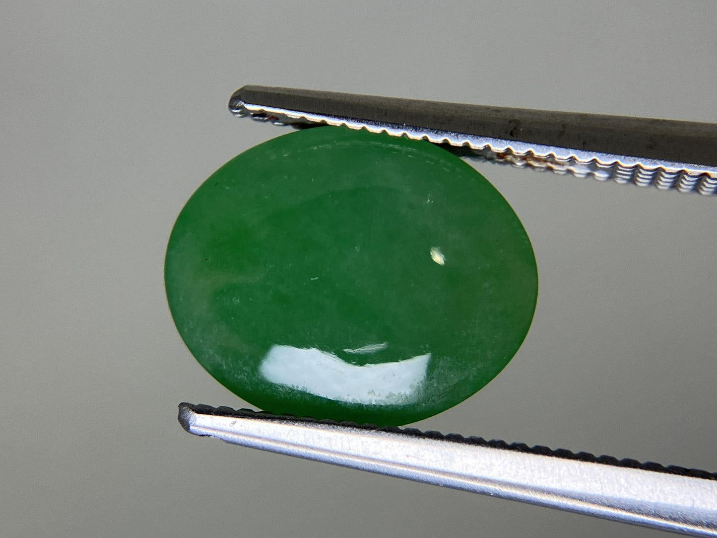ヒスイ 翡翠  天然  3.227ct  宝石ソーティング付き  10.9㎜×8.7㎜×4.0㎜   ルース（ 裸石 ） 5281YY
