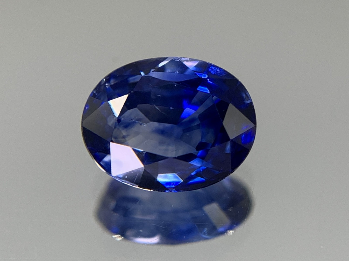 サファイア　 1.217ct　宝石ソーティング付き　 縦7.1㎜×横5.7㎜×高さ3.3㎜　 ルース（ 裸石 ）　 1337Y