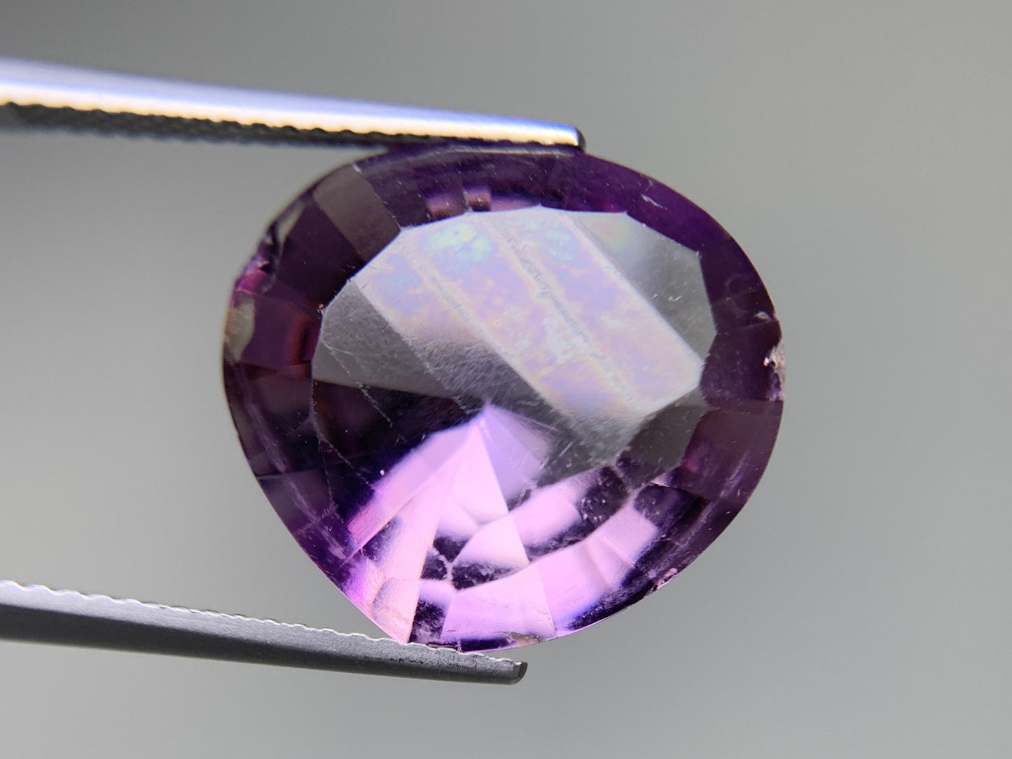 アメシスト 天然 9.560ct 宝石ソーティング付き 16.3㎜×15.4㎜×8.2㎜ ルース（ 裸石 ） 8308Y